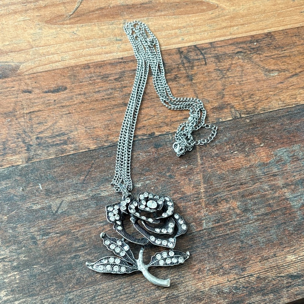 Torrid Silver Tone Rhinestone Rose Pendant Multi Strand Chain Necklace Statement